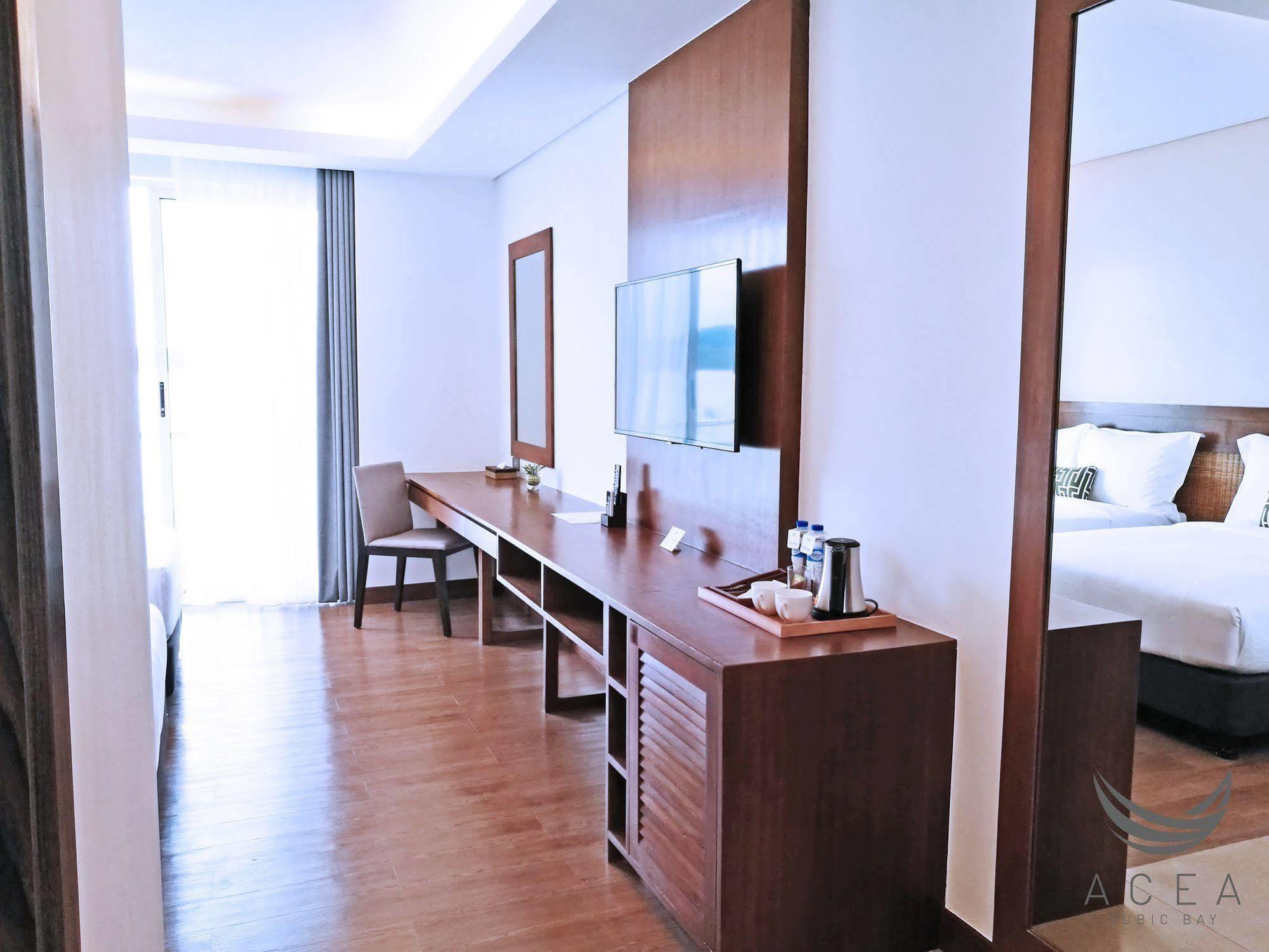 Acea Subic Bay Hotel Morong  Buitenkant foto
